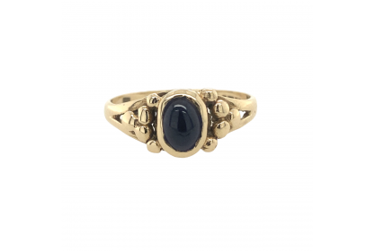 9ct Yellow Gold Amethyst Ring