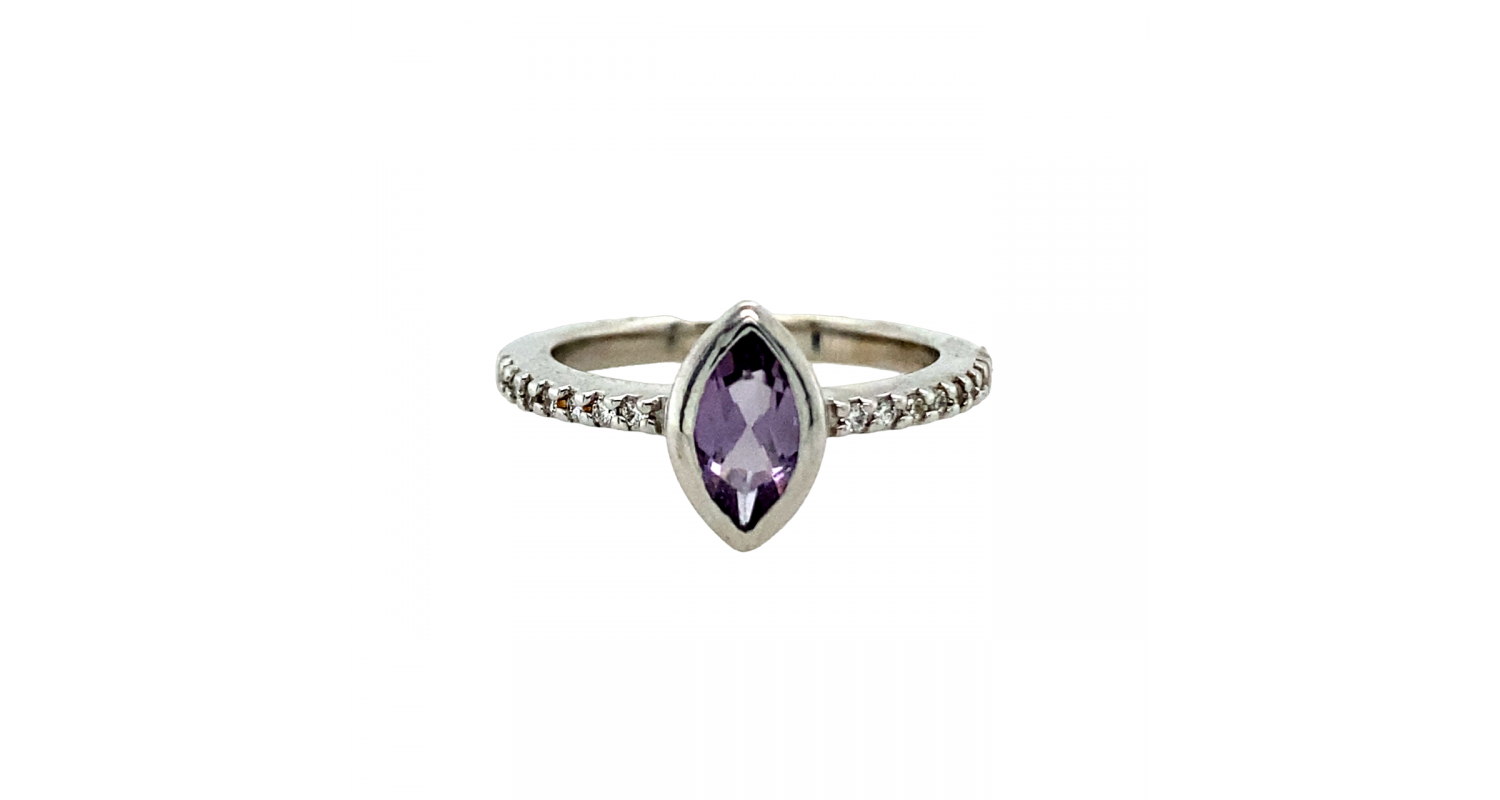 14ct White Gold Amethyst & Diamond Ring