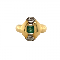 18ct Yellow Gold Emerald & Diamond Ring