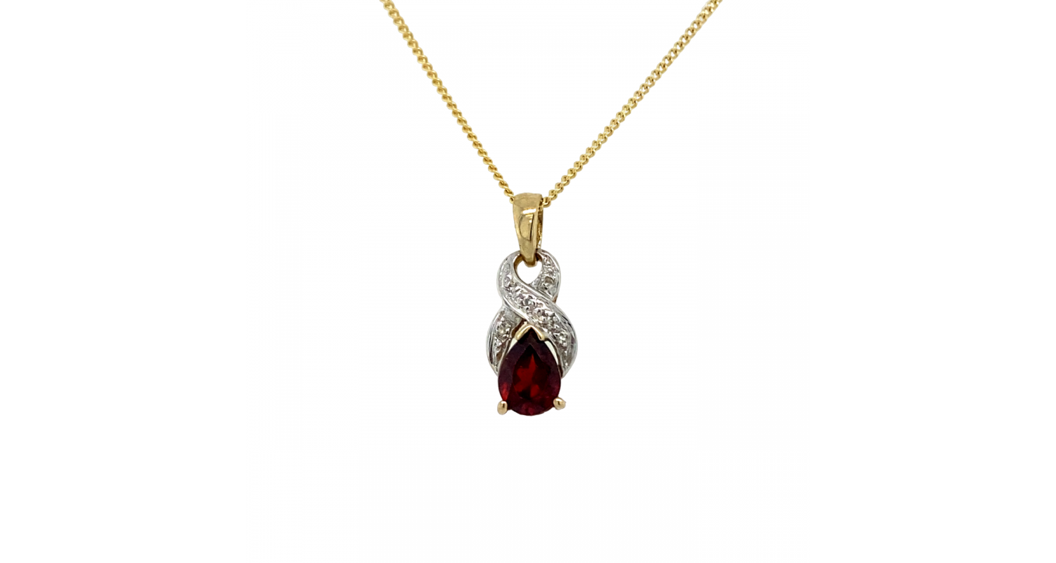 9ct Yellow Gold Garnet & Diamond Necklace