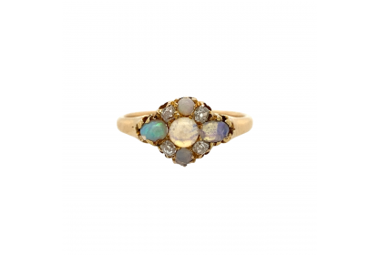 18ct Yellow Gold Opal & Diamond Ring