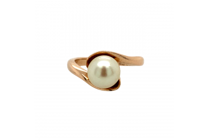 9ct Rose Gold Freshwater Pearl Ring