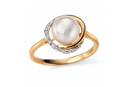 9ct Yellow Gold Button Pearl & Diamond Ring