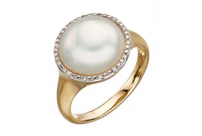 9ct Yellow Gold Mabe Pearl & Diamond Ring