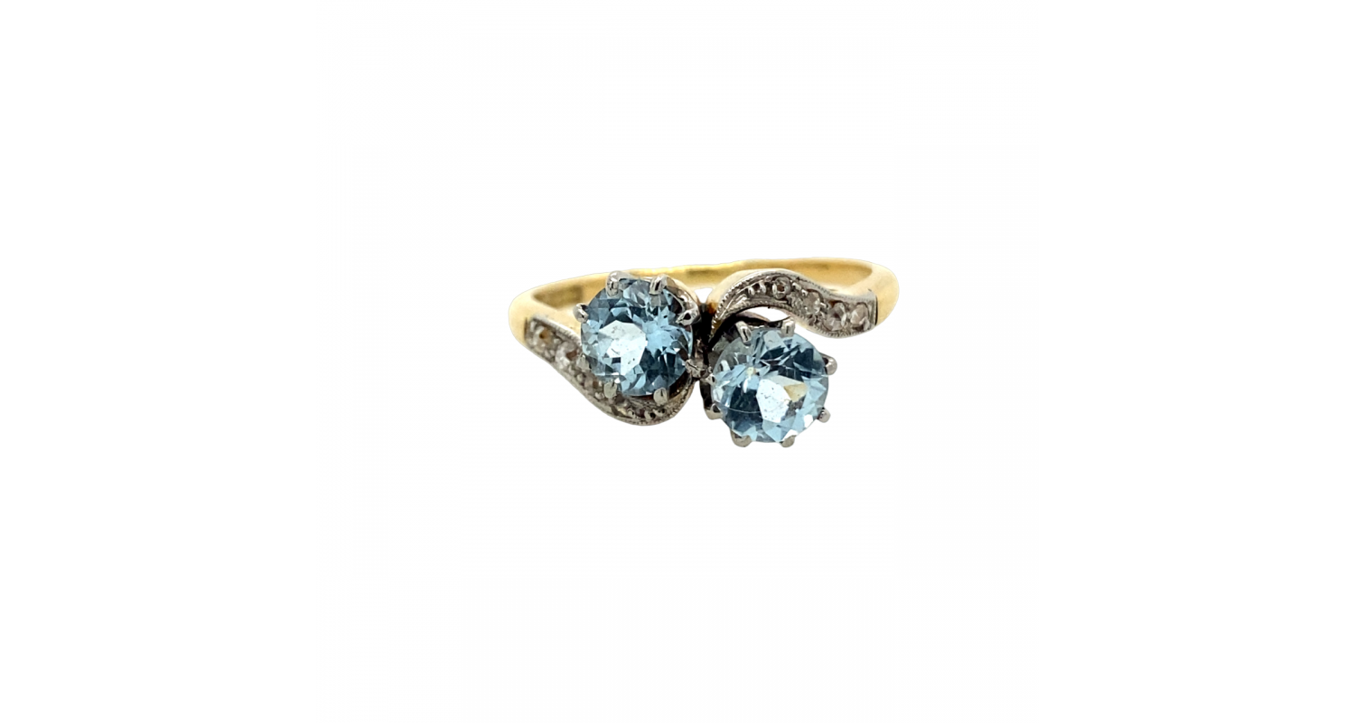 18ct Gold/Plat Aquamarine & Diamond Ring