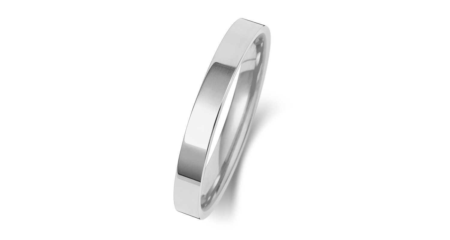 Platinum Flat Court 2.5mm Heavyweight Band